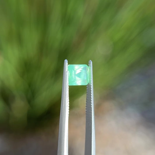 Kornerupine *Chatoyant*